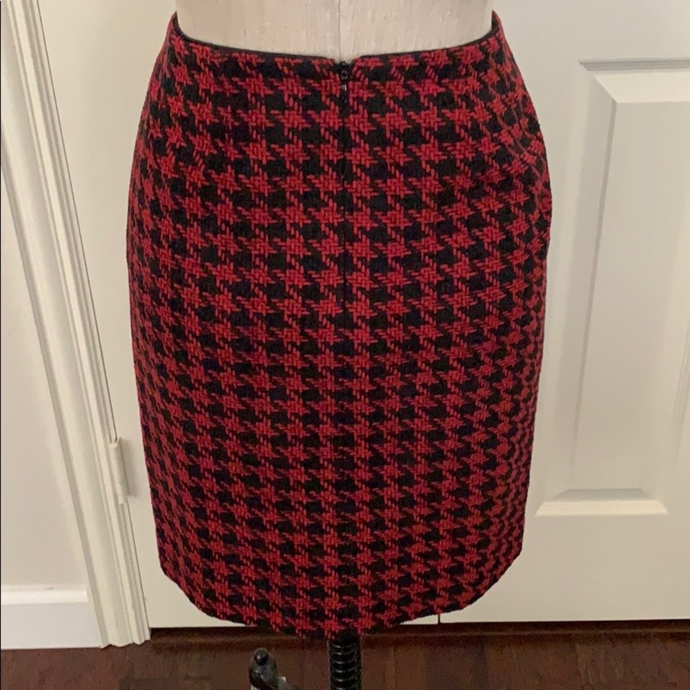 Jones New York Houndstooth Skirt Suit - Picture 4 of 8